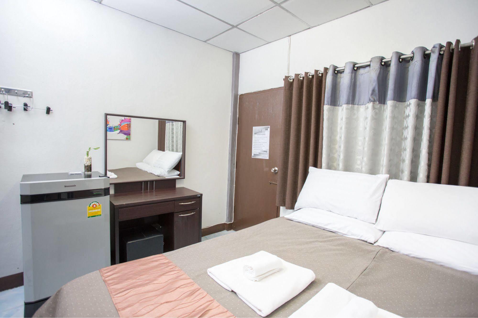 Zzhouse Khách sạn Chiang Mai